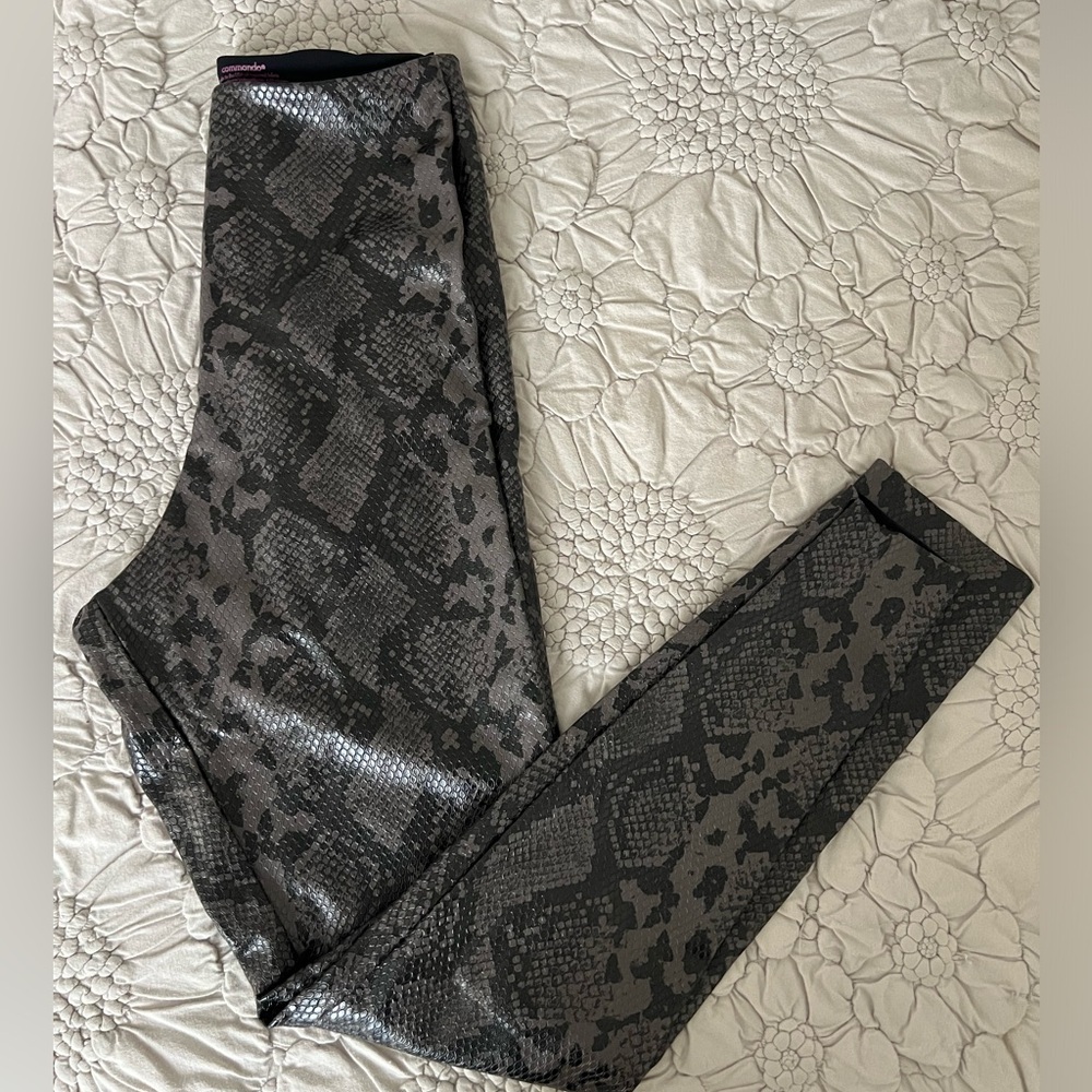 Commando faux leather snake print 7/8 leggings